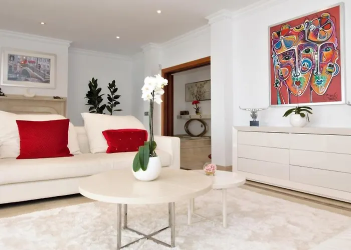 Villa Marbella Sea View 10 Bedrooms *