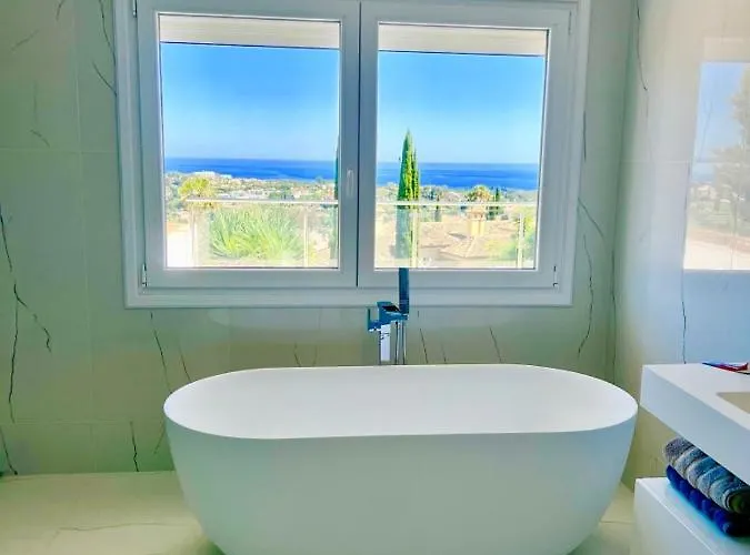 Вилла Marbella Sea View 10 Bedrooms *